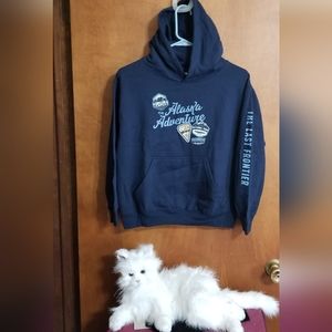 NWT Alaska design youth hoodie blue